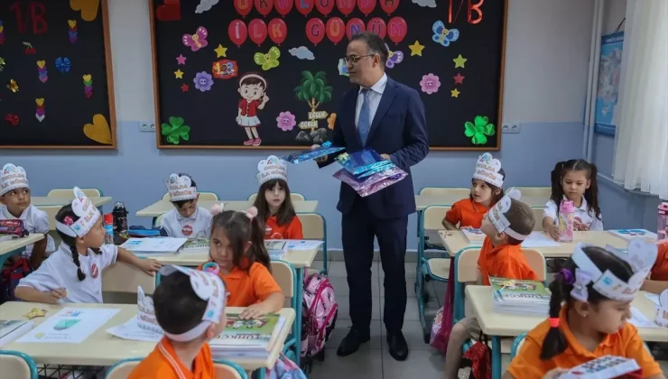 İzmir’de Öğrenciler Uyum Eğitimine Start Verdi