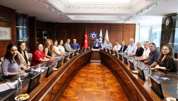 İzmir Körfezi’ndeki Balık Ölümleri İçin Acil Önlemler!