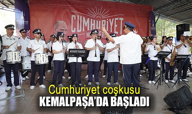 Cumhuriyet Coşkusu İzmir’de Her Yerde Yeniden!