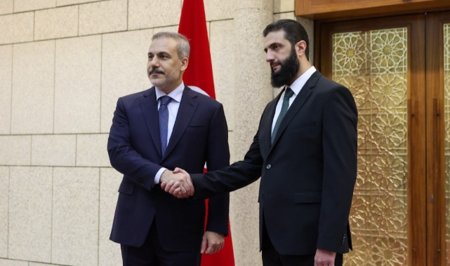 Türkiye, Suriye’deki Yeni Yönetimi Ziyaret Etti