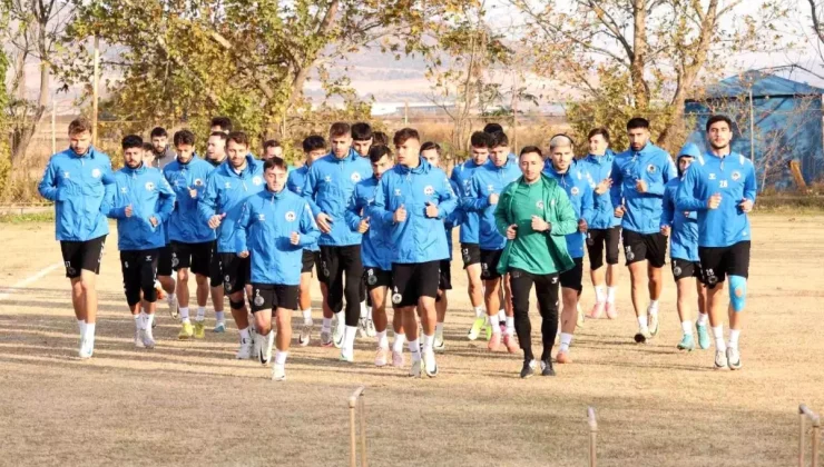 Menemen FK Galibiyete Hasret Kaldı!