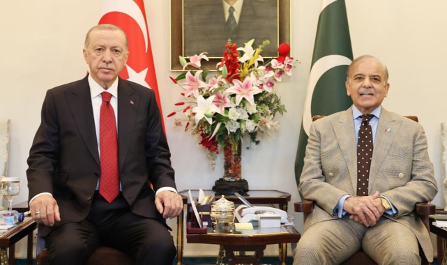 Erdoğan, Pakistan’da İkili İşbirliğini Güçlendiriyor