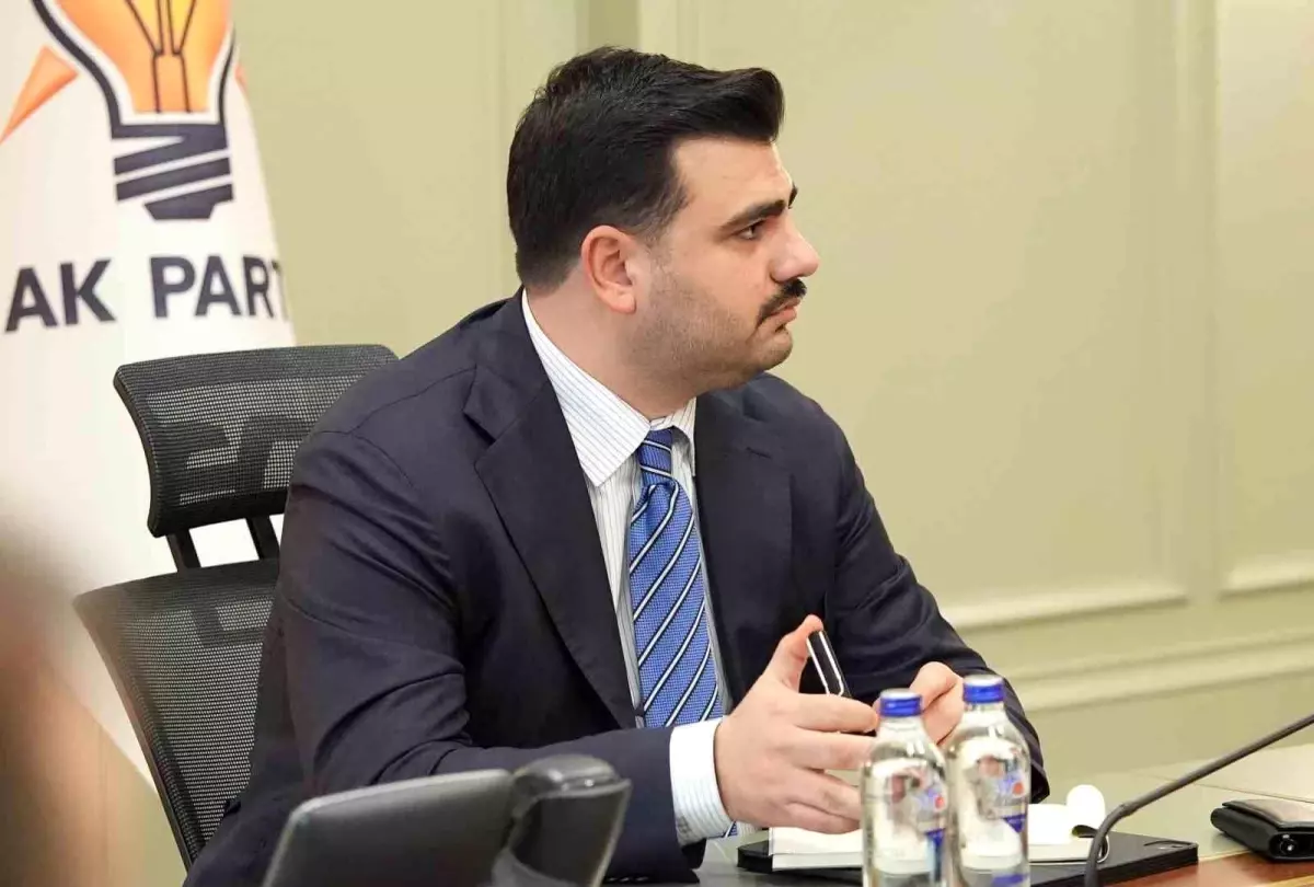 İzmir’de Gazetecilere Saldırıya Tepki Büyüyor!