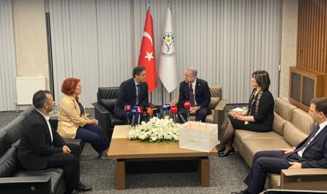 Bayramda Birlik Mesajı: Türk ve Kürt Kardeşliği!