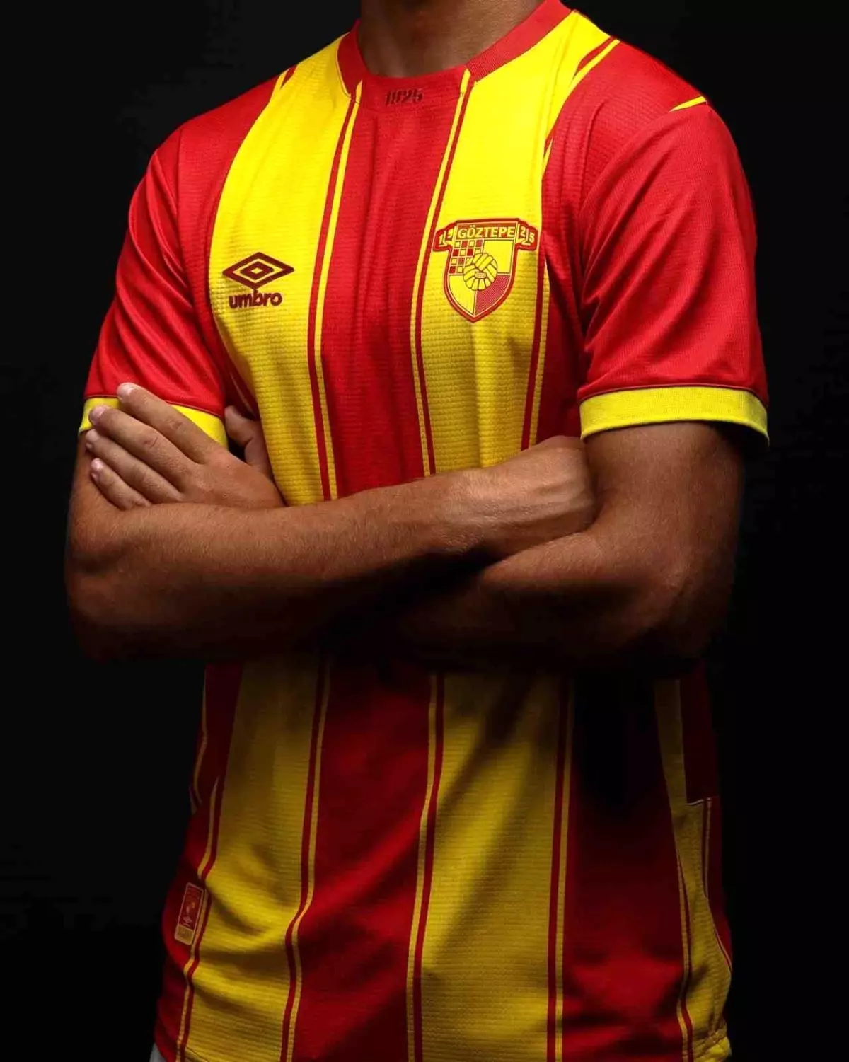 Göztepe, 2025-2026 Formalarını Tanıttı!