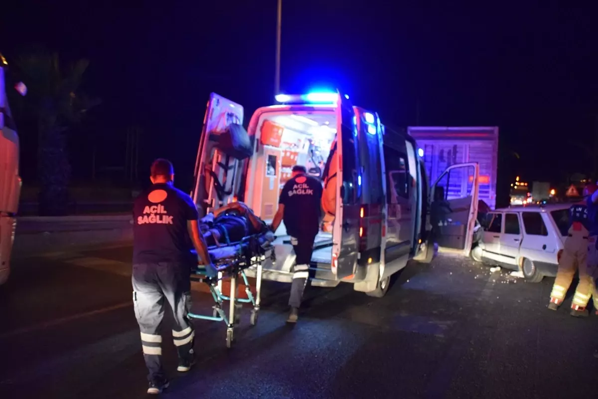 Turgutlu’da Trafik Kazası: 2 Yaralı!