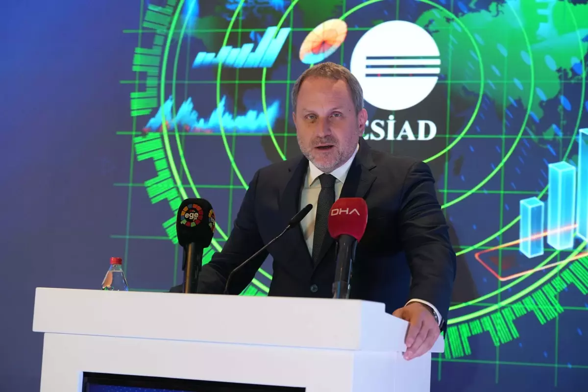 İzmir’de Savunma ve Havacılık Zirvesi Rüzgârı