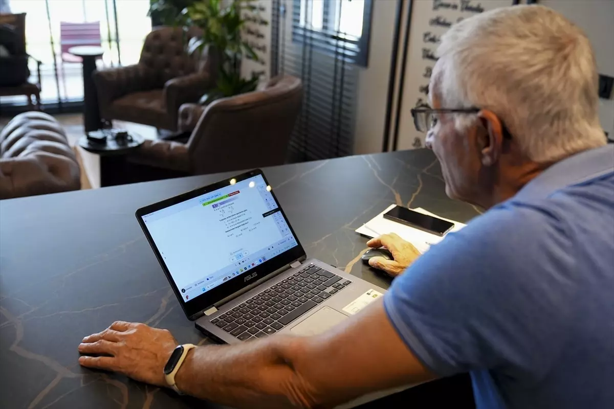 Fedakâr Öğretmenler, Öğrencilerin Yanında!