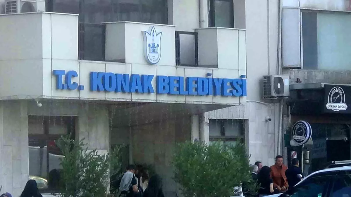 İzmir’de Belediyeye Usulsüzlük Operasyonu!