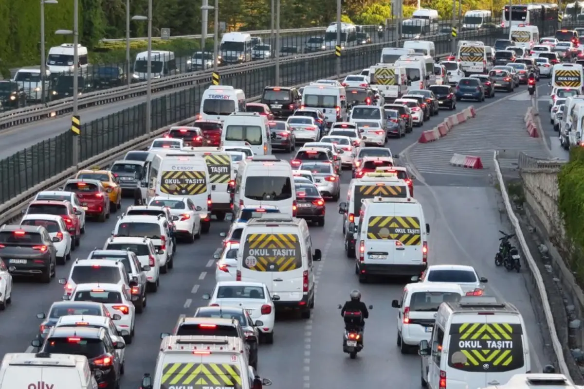 Benzin Fiyatına İki İndirim Birden! pompa yansıdı