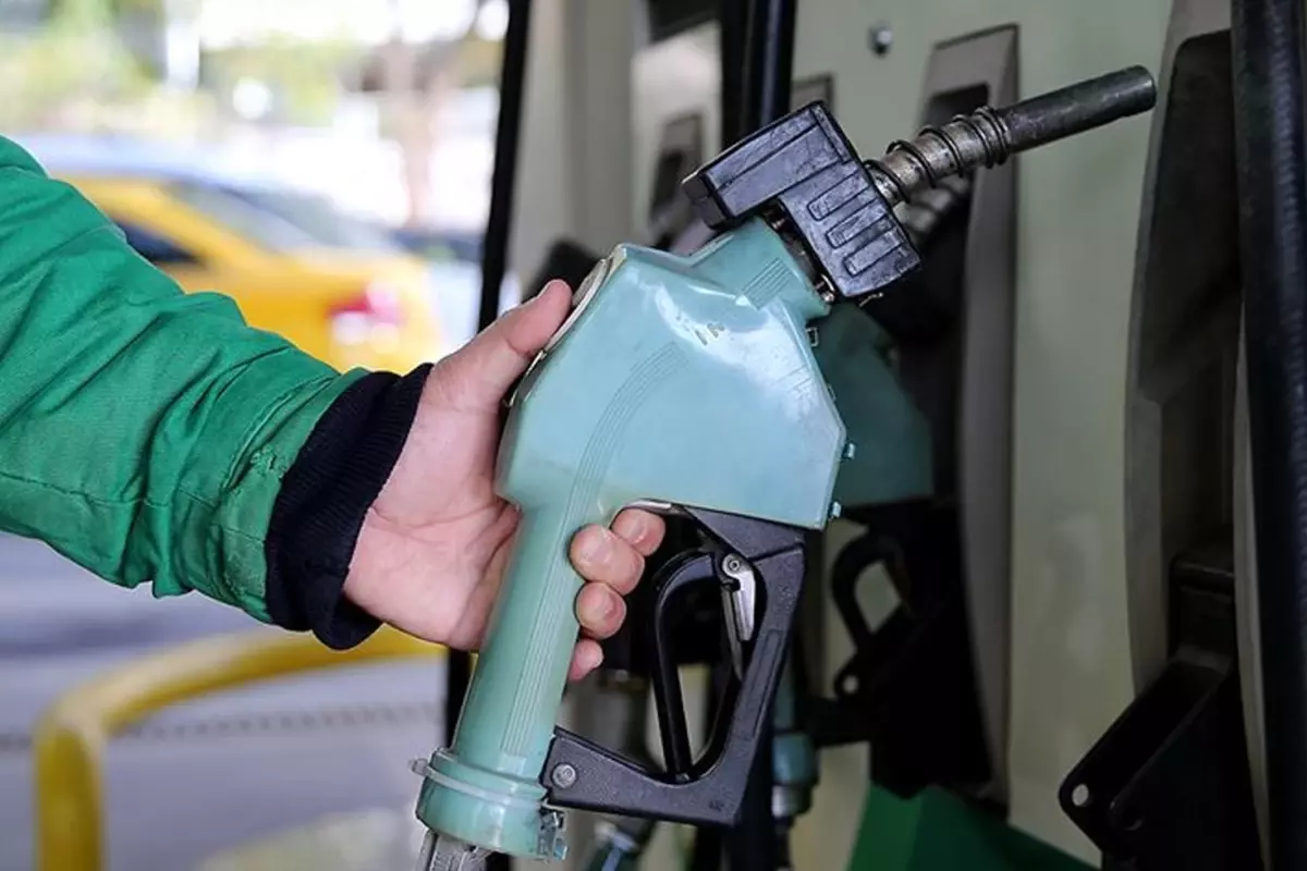 Yılbaşında akaryakıta çifte zam! Fiyatlar belli oldu!