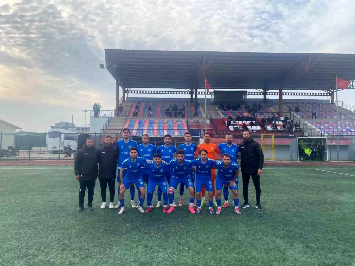 Aliağa Helvacıspor, Dikili’yi 1-0 geçti!