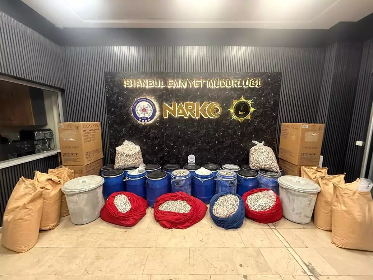 İstanbul ve İzmir’de 6 Milyon Uyuşturucu Hap Ele Geçirildi