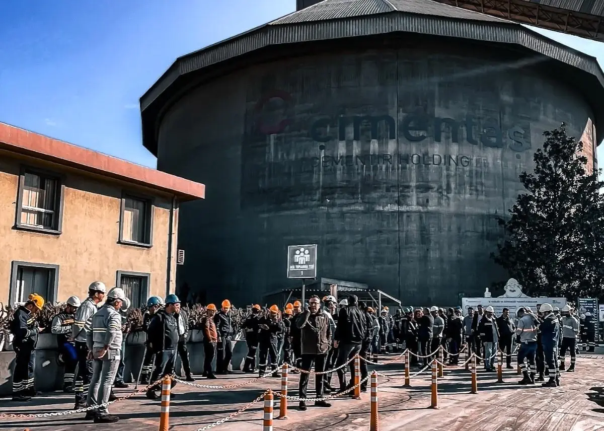İzmir’de Fabrikada Yangın Tatbikatı Başarıyla Yapıldı