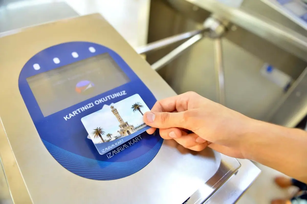 İzmir’de Gençlik Kartı Krizi: Yargıya Taşıdılar!