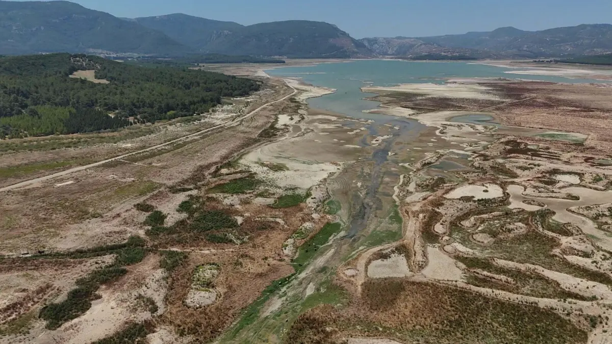 İzmir’de Su Kesintileri Alarm Veriyor!