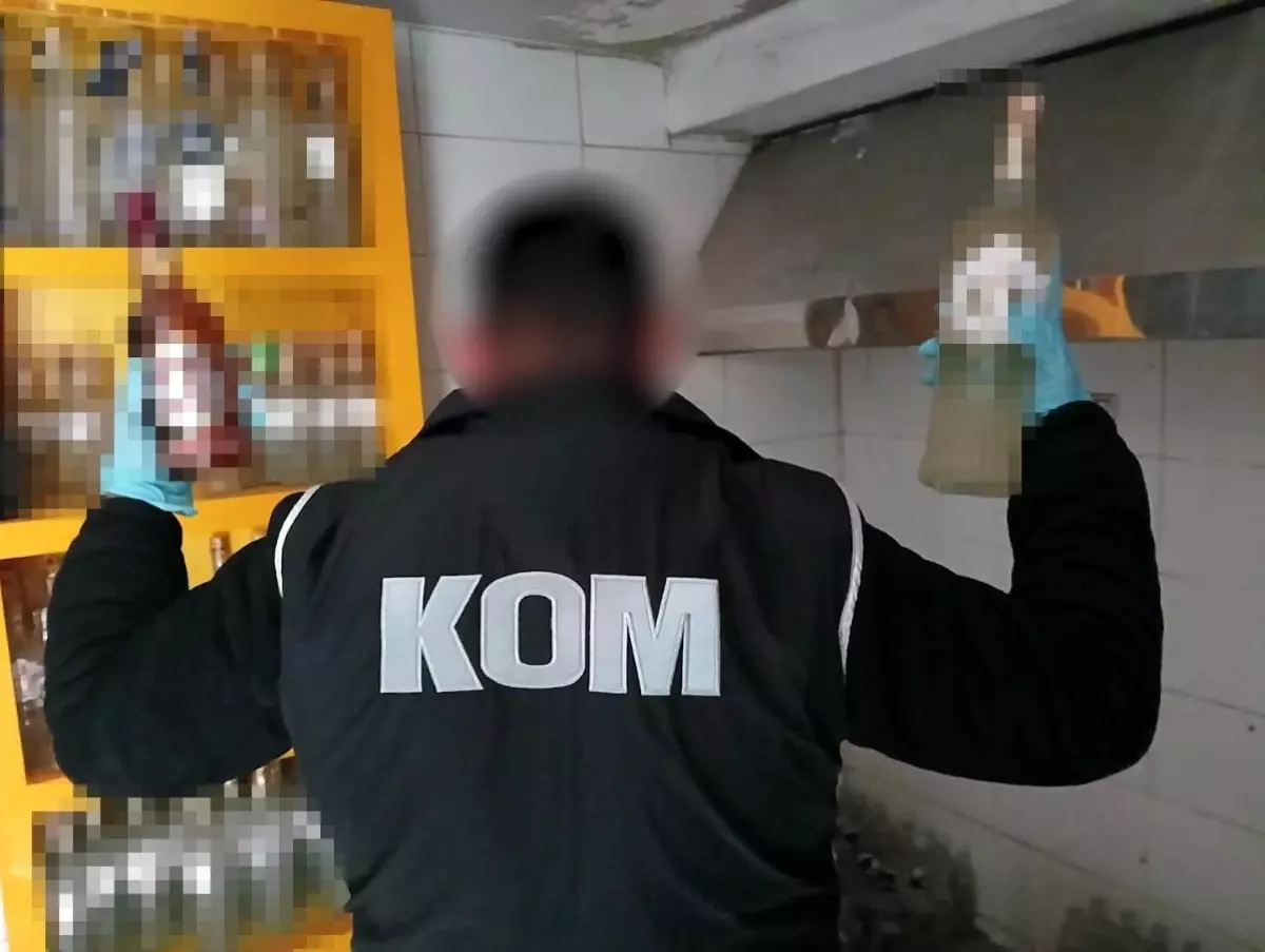 İzmir’de Kaçakçılık Operasyonu: 22 Gözaltı!