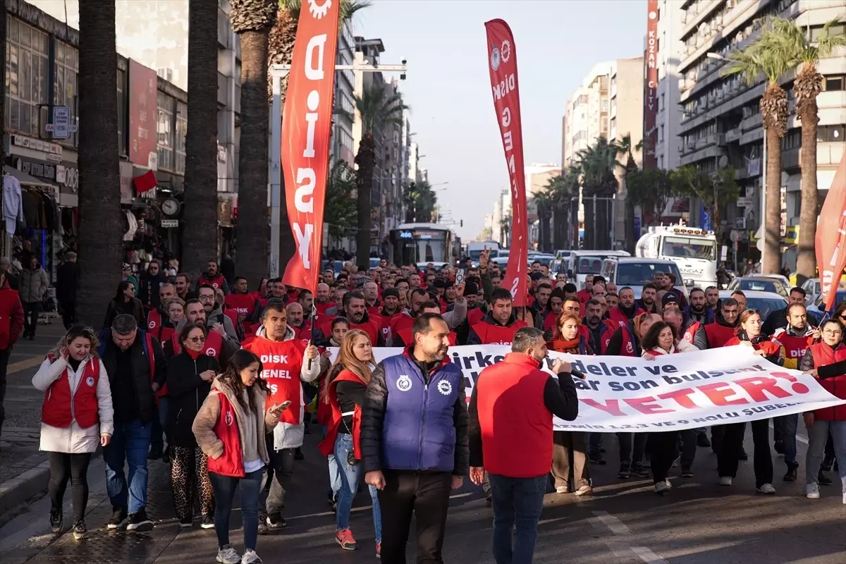 İzmir’de İşçiler Sokağa Çıktı!