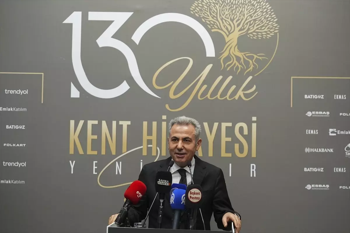 130 Yıllık İzmir: Yeni Asır Sergisi Açıldı!