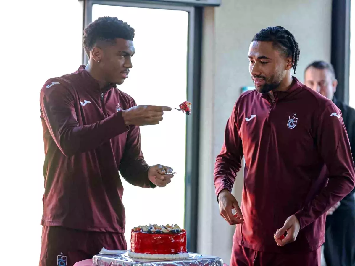 Trabzonspor Göztepe’ye Uçuyor! Folcarelli’ye Kutlama!