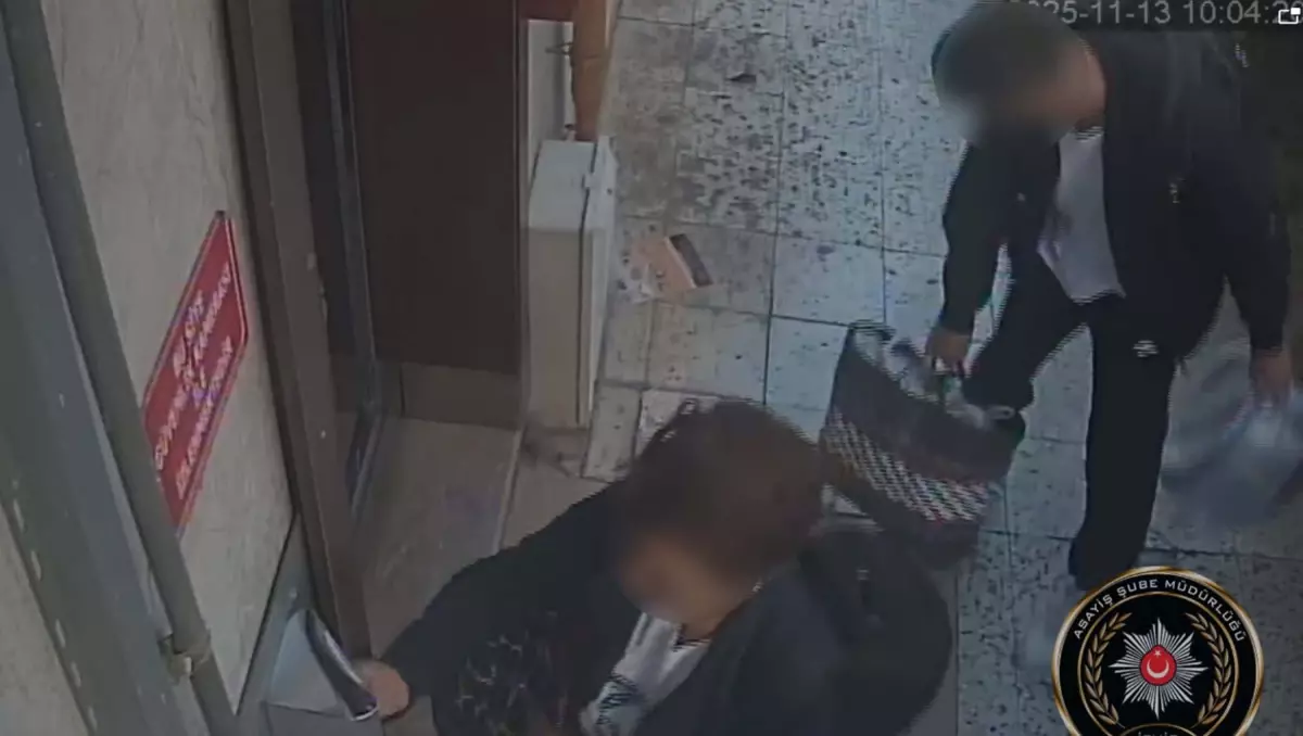 İzmir’de Kanlı Anne Cinayeti Şoku!