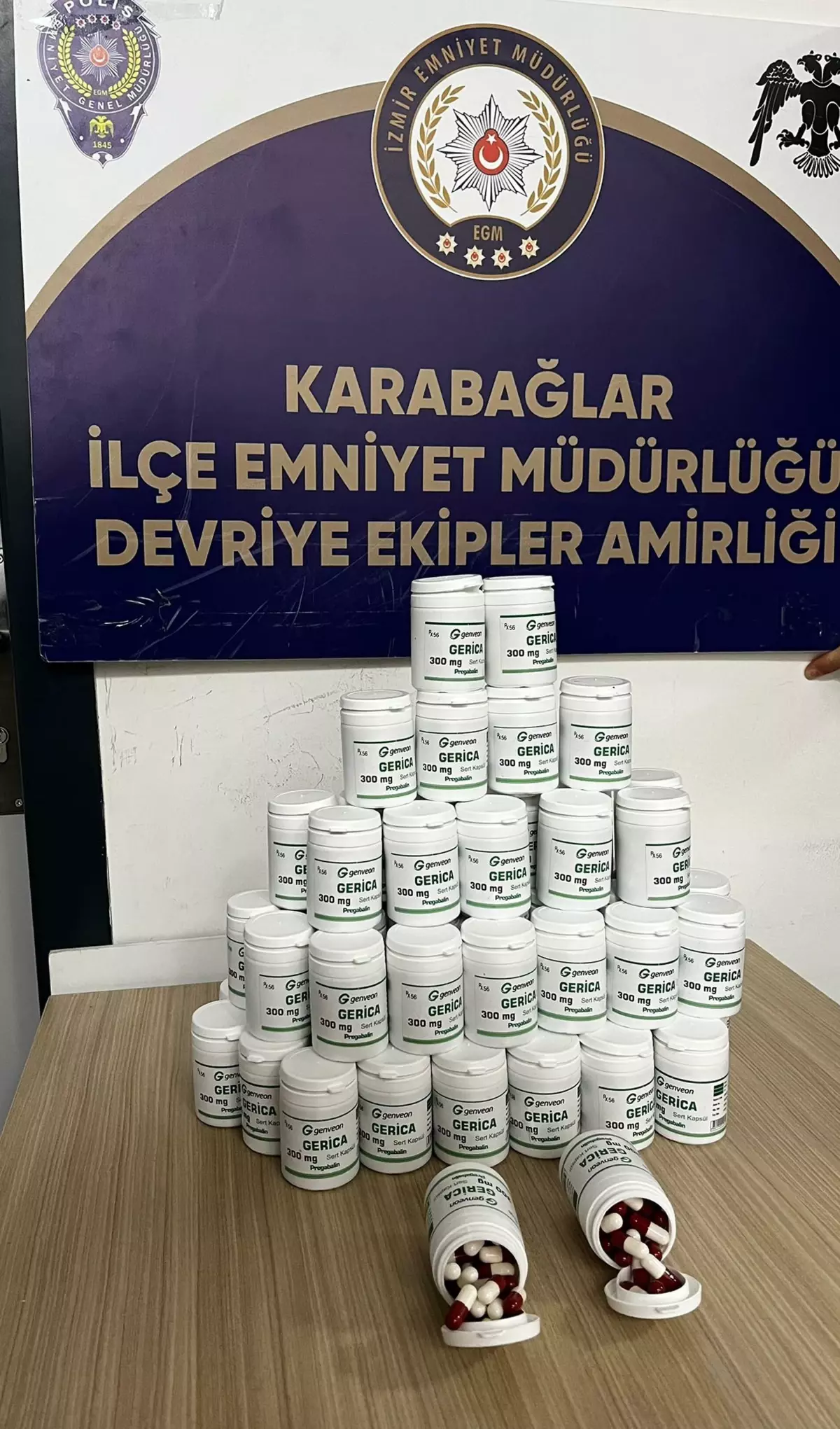 Karabağlar’da Uyuşturucu Operasyonu: 3.685 Hap Ele Geçirildi
