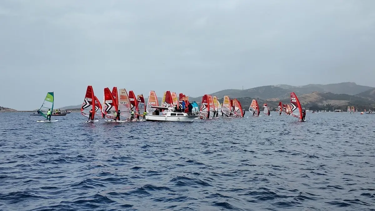 Foça’da Yelken Şampiyonası’nda Dereceler Belirlendi!