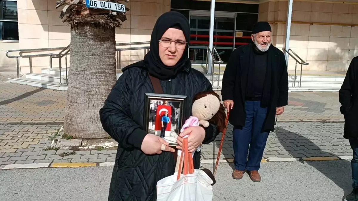 İzmir’de Asansör Kazası: Küçük Ebrar Hayatını Kaybetti!