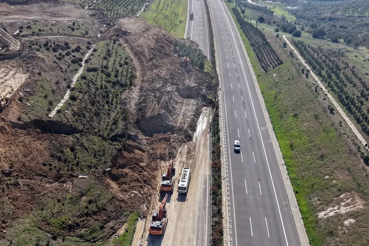 Turgutlu’daki Otoyol Çalışmaları Devam Ediyor!