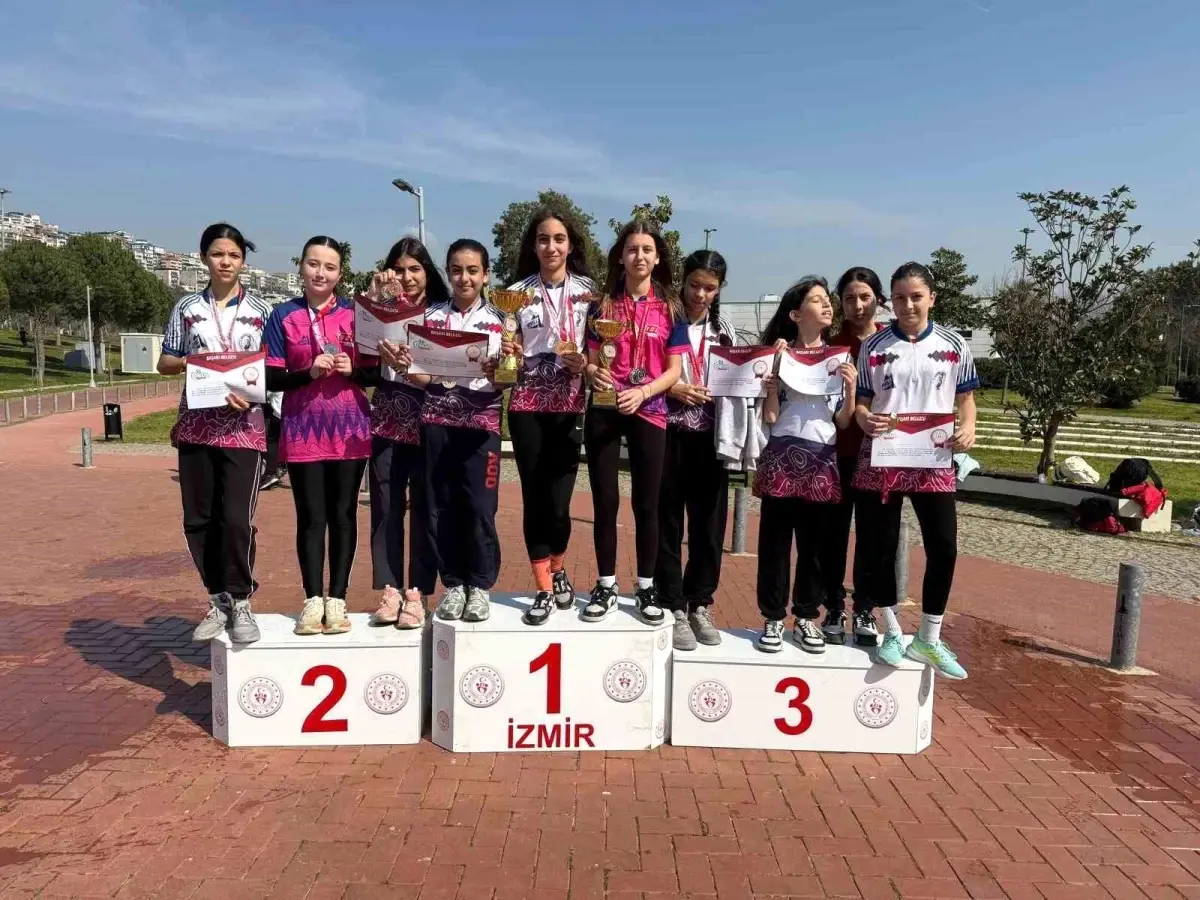 Aliağa’nın Yıldızları Oryantiring’de Zirveye Çıktı!