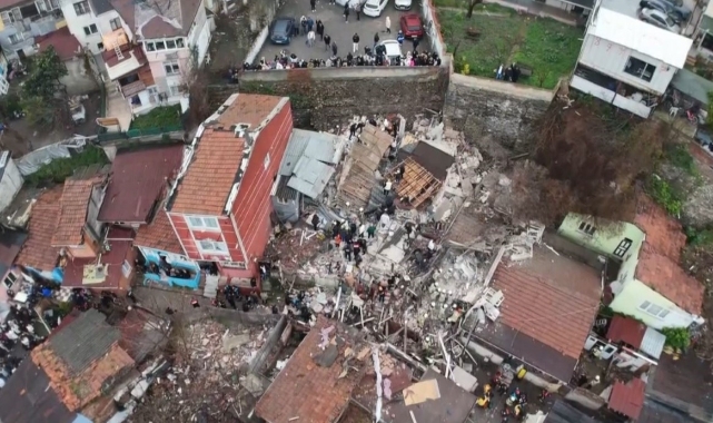 İstanbul’da Gecekondu Çöktü, Kurtarma Çalışmaları Sürüyor!