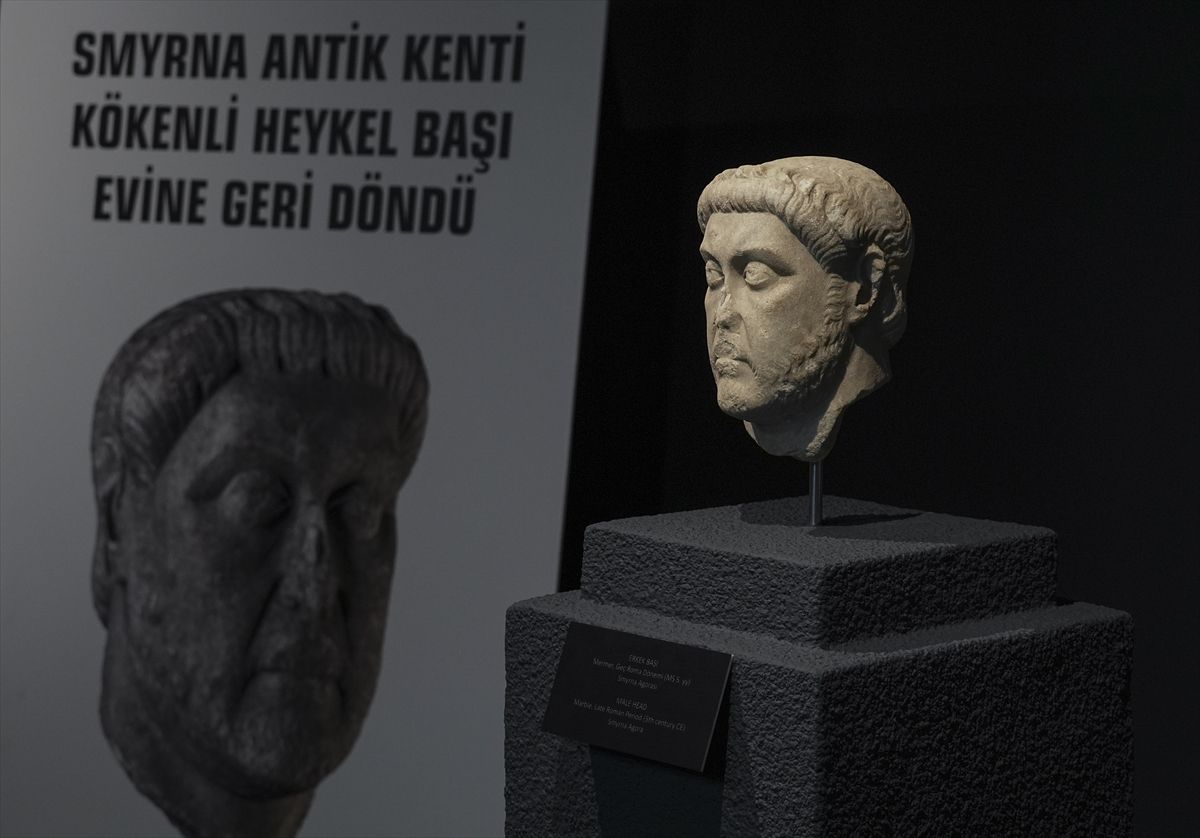 Smyrna Antik Heykel Başına Türkiye’de Hoş Geldin!