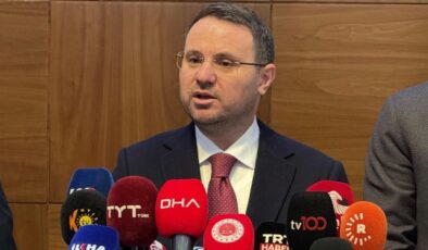 Bakan Gürlek’ten Öğrencilere Sosyal Medya Uyarısı