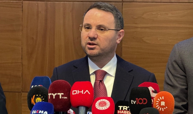 Bakan Gürlek’ten Öğrencilere Sosyal Medya Uyarısı