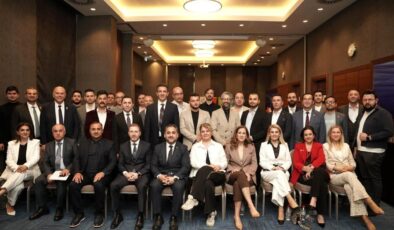 İzmir’de Türkiye-Azerbaycan Ekonomi Toplantısı Yapıldı