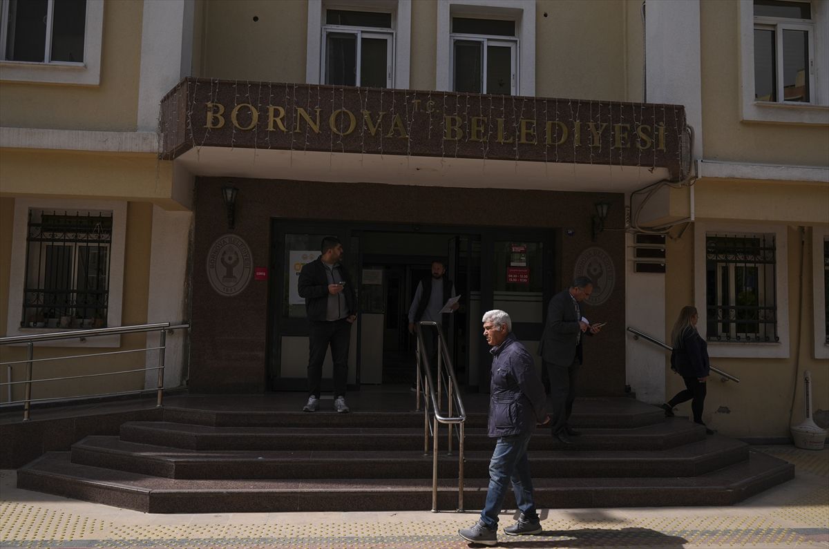 Bornova Belediye Başkanı’na Adli Kontrol Kararı