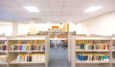 İzmir’de Modern Kütüphane Gençleri Bekliyor!