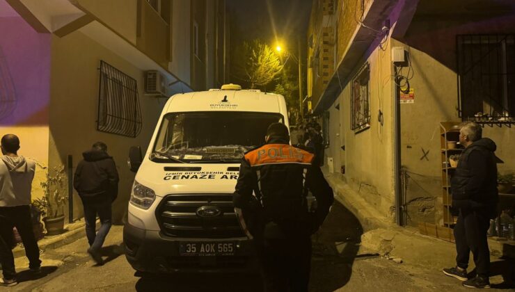 Eşinin Tabancasıyla Hayatını Kaybetti!