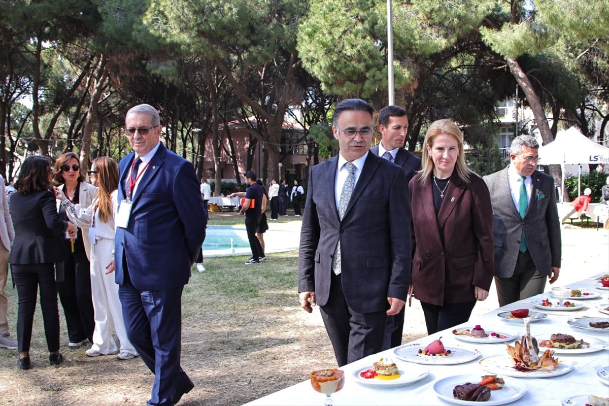 İzmir’de Genç Aşçılar Yarıştı! Büyük Başarı!