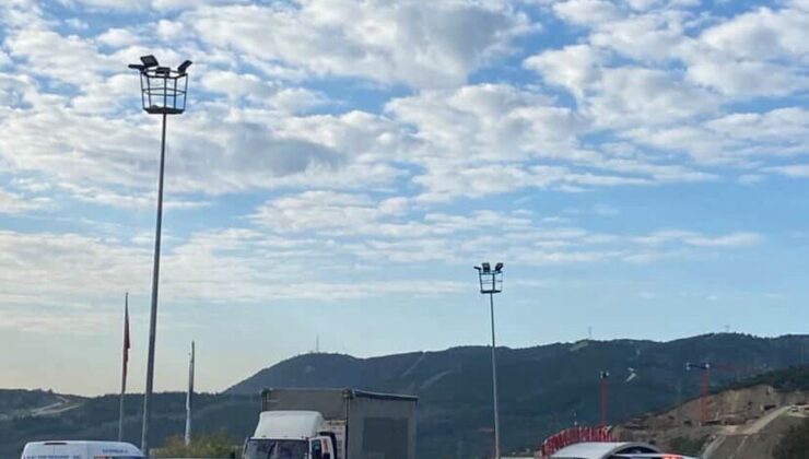 İzmir’de Silahlı Saldırı: Kadın Öldü, Şüpheli Yaralı