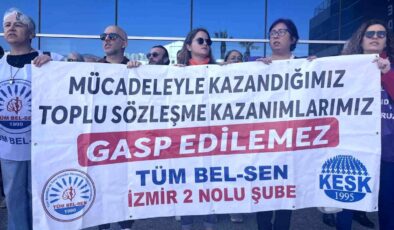 İzmir’de Memurlar TİS İçin Sokağa İndi!