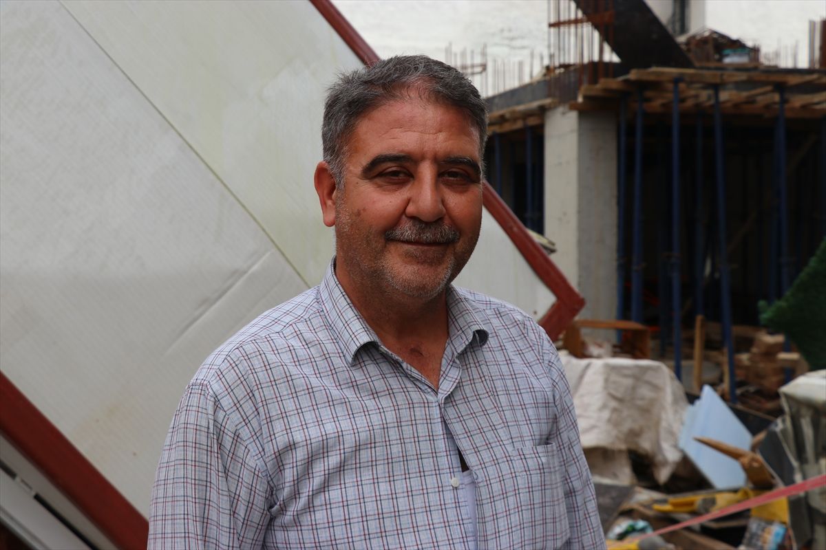 İzmir’de Vinç Kazası: 3 İşçi Yaralandı!