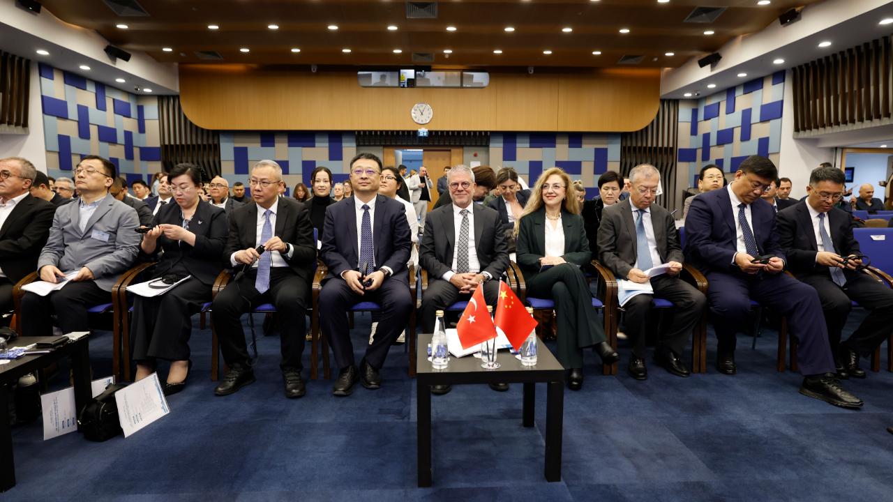 İzmir ve Qingdao Arasında Yeni İşbirliği Fırsatları