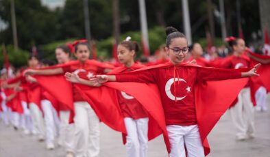 23 Nisan’da Ege’de Coşkulu Kutlamalar Gerçekleşti!