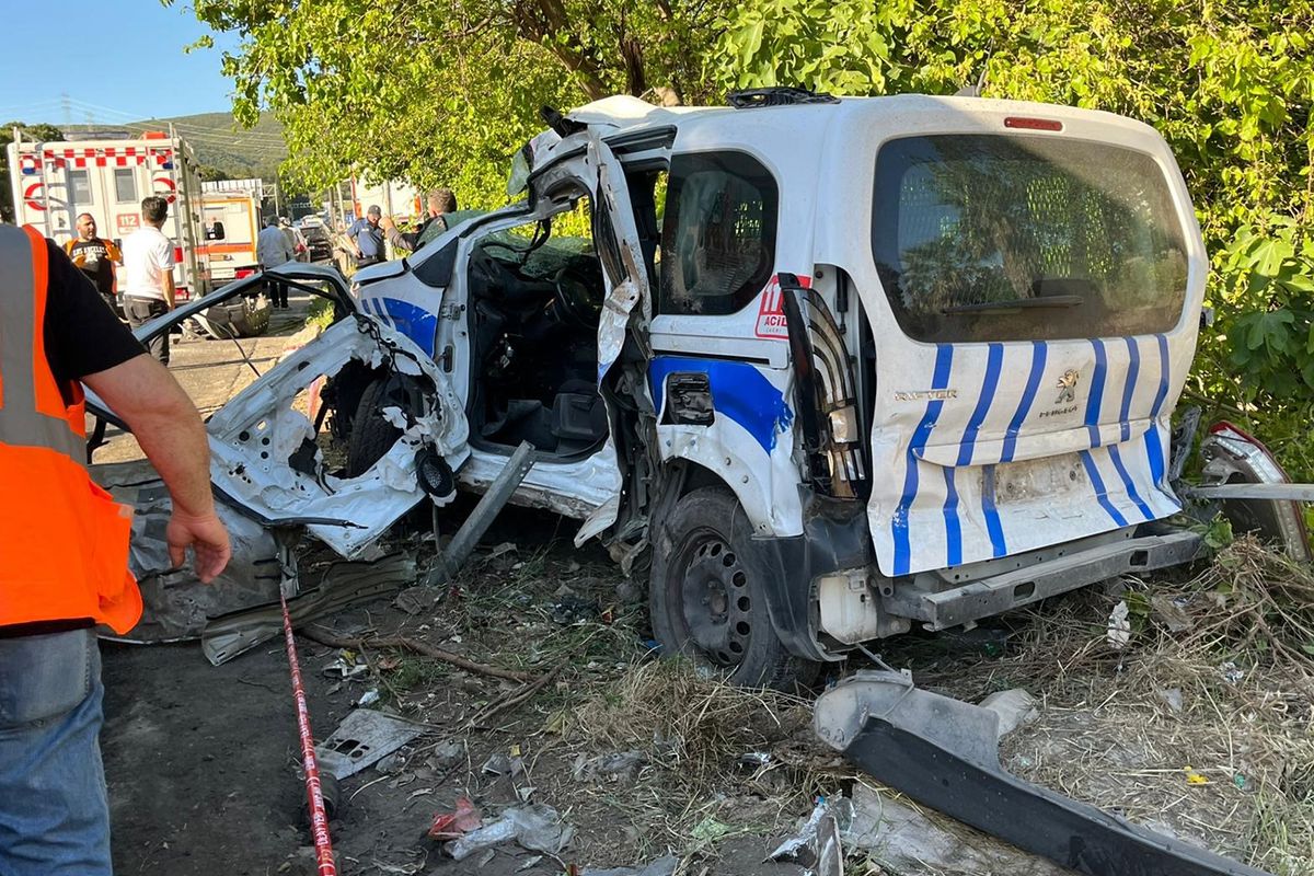 Bornova’da Zincirleme Kaza: 1 Polis Şehit, 2 Ölü!