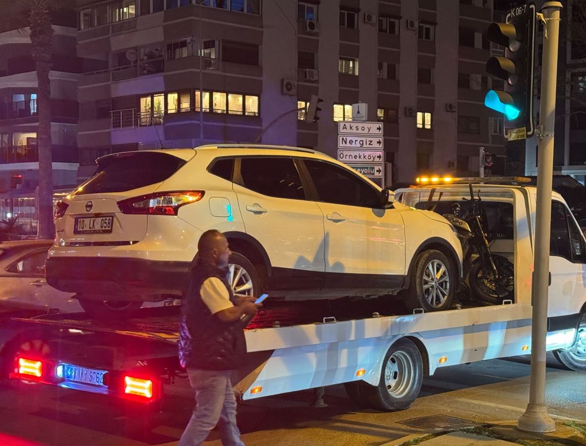 Karşıyaka’da Motosiklet Kazasında Genç Hayatını Kaybetti