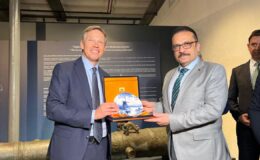 İzmir’de 17. Yüzyıl Hazine: Hollanda Topu Sergilendi