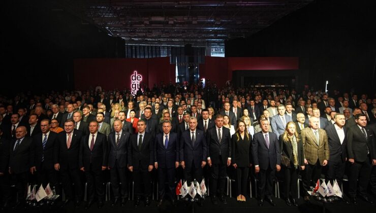 Türkiye Enerji Krizine Rağmen İhracatta Büyüyor!