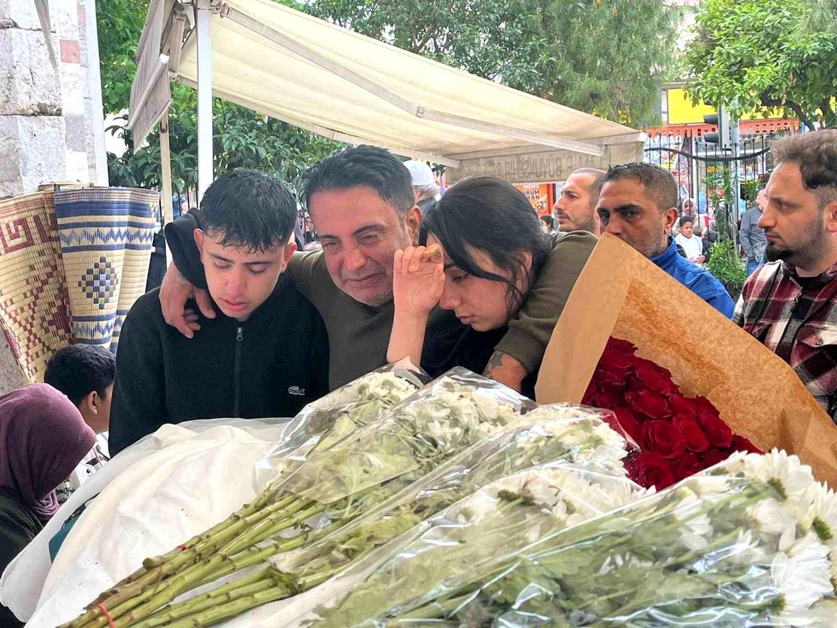 Genç Kız Burun Estetiği Ameliyatında Hayatını Kaybetti